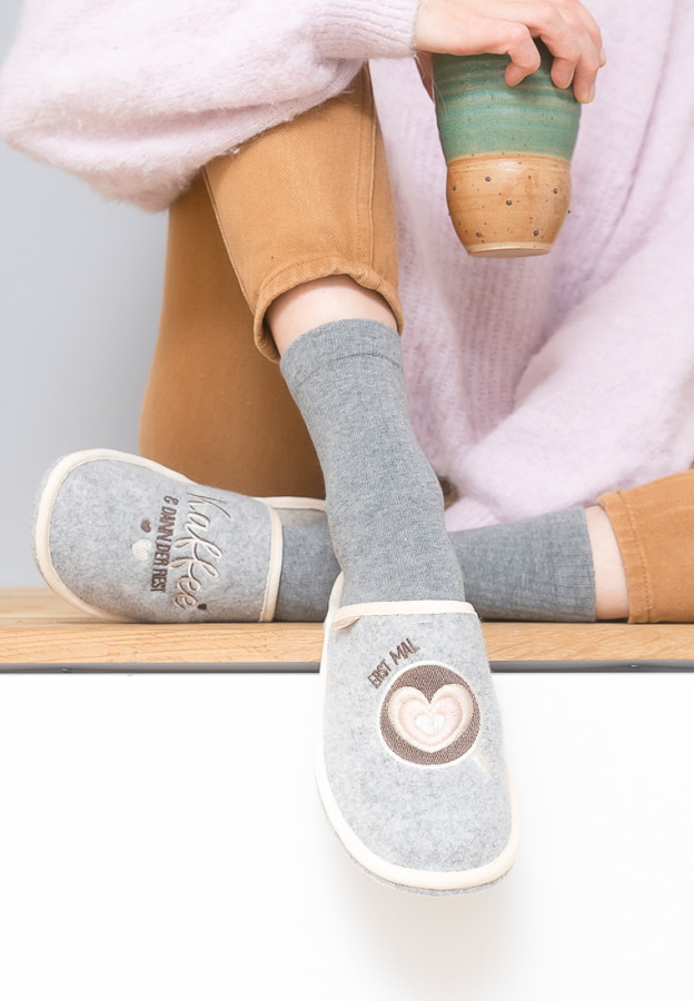 Witzige Pantoffelmotive