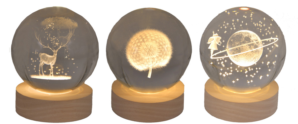 Beleuchtete Hologrammkugeln