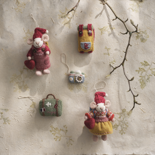 Small White Gry & Sif Mice w/Hearts
