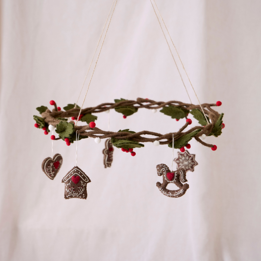 Gingerbread Ornaments on Wreath