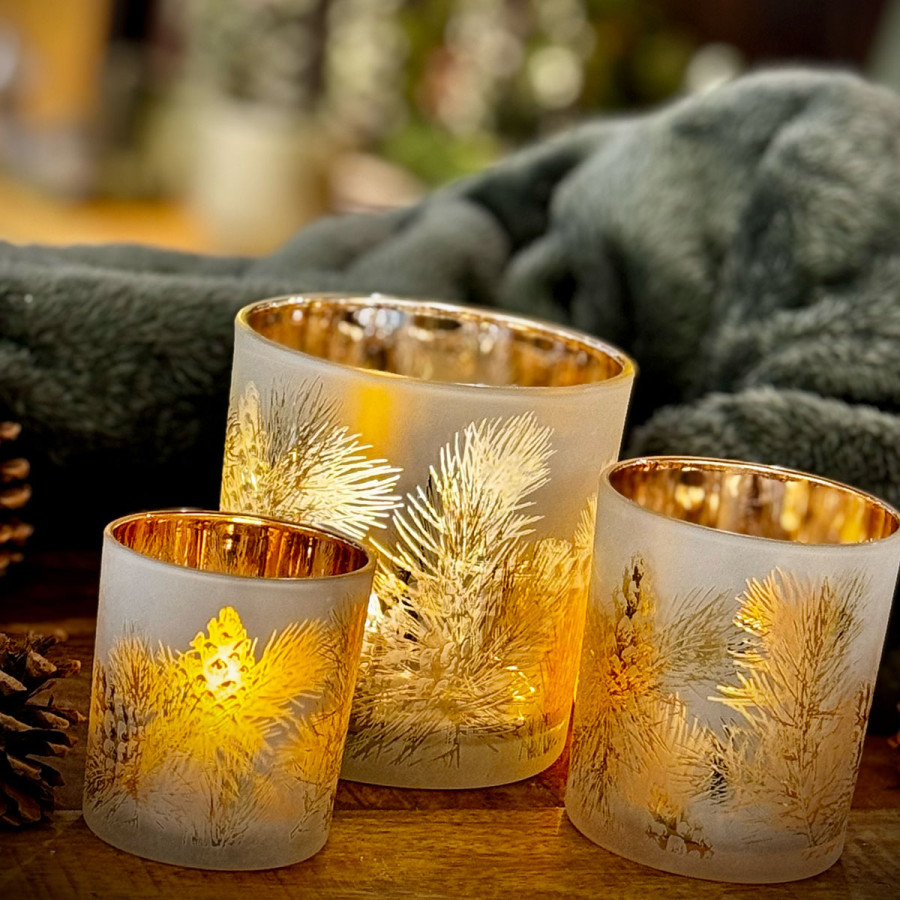 Glaswindlichter in satiniertem Creme