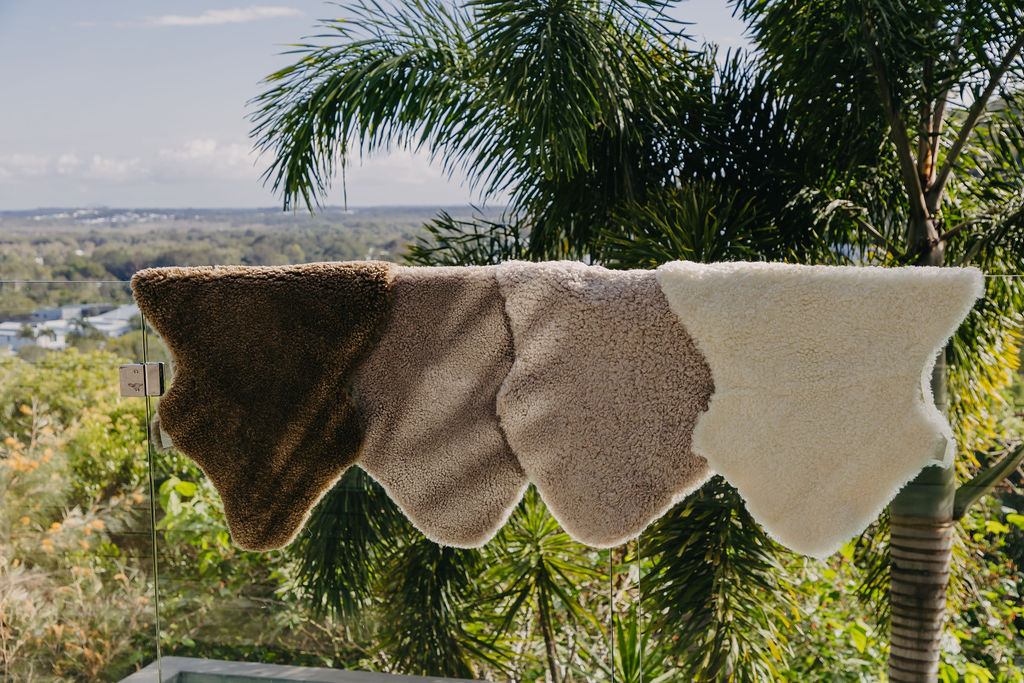 Short Wool Rugs - Single